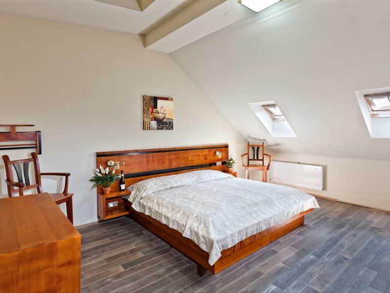 Oasis Prague Apartments Room photo